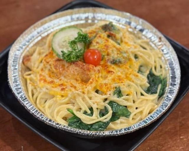 LC06 Baked Cheese Swan Filet and Spinach Spaghetti.